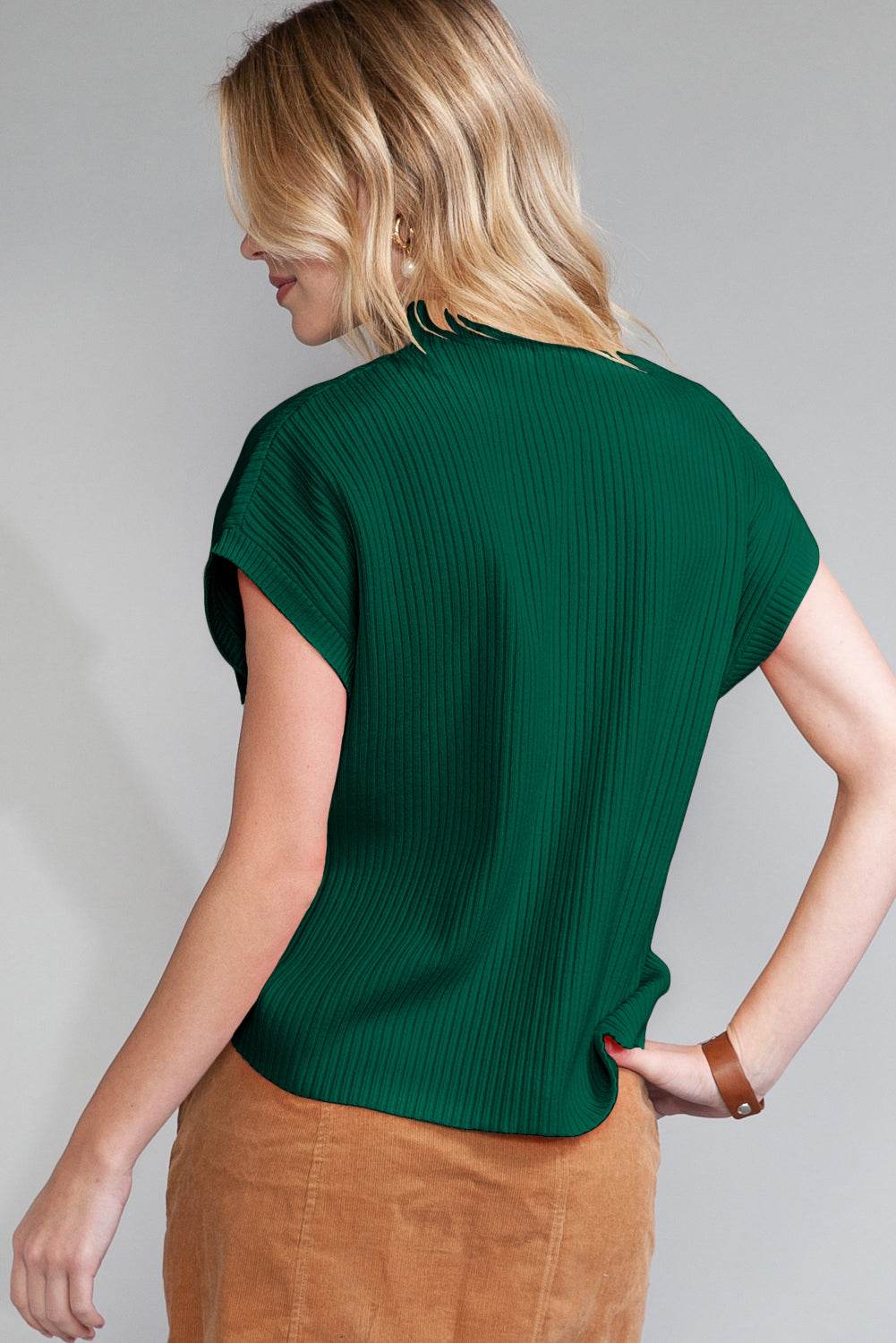 Women's Black Patch Pocket Ribbed Knit Short Sleeve Sweater